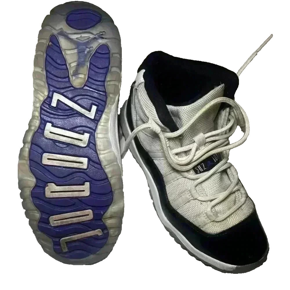 Nike Air Jordan 11 Retro Low Concord PS 2.5Y White Black 378039-100